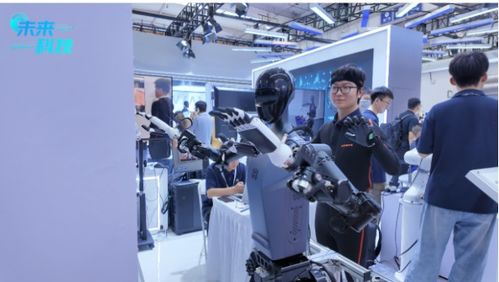 2024世界機器人大會 人工智能產品璀璨亮相,助力青少年科技創新